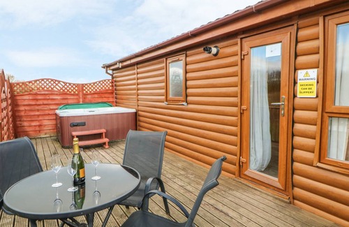 Kiplin Cottage | 105 m² Cottage ∙ 2 bedrooms ∙ 4 guests