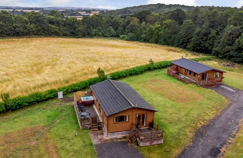 Kiplin Cottage | 105 m² Cottage ∙ 2 bedrooms ∙ 4 guests