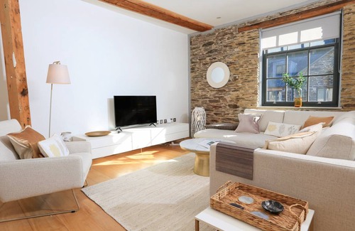 Dartmouth Cottage | 105 m² Cottage ∙ 2 bedrooms ∙ 4 guests