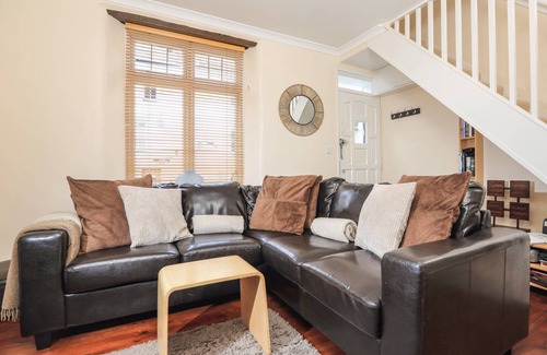 Dartmouth Cottage | 105 m² Cottage ∙ 2 bedrooms ∙ 4 guests