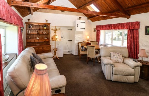Edern Cottage | 105 m² Cottage ∙ 2 bedrooms ∙ 4 guests