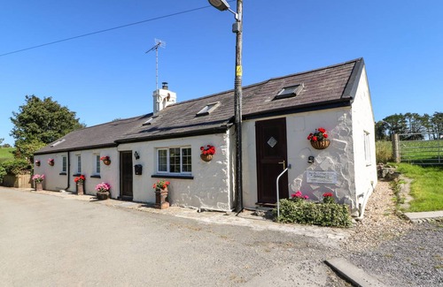 Edern Cottage | 105 m² Cottage ∙ 2 bedrooms ∙ 4 guests