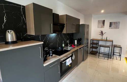 Crimmitschau Apartment | 105 Quadratmeter Apartment, Parkplatz, kinderfreundlich, 6 Personen, WIFI, vollausgestattete Küche,