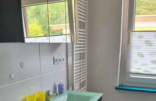 Neubukow Apartment | 105qm Ferienwohnung mit Ostseenähe, Ruhig Gelegen, bis 6 Personen