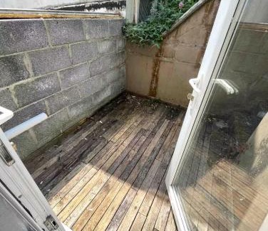 Sketty House | 106 Brynmill - Room 3