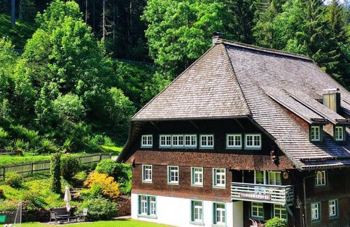 Furtwangen Apartment | 106 m² Apartment ∙ 2 bedrooms ∙ 6 guests