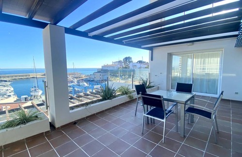Calafat Apartment | 107 m² Apartment ∙ 2 bedrooms ∙ 4 guests