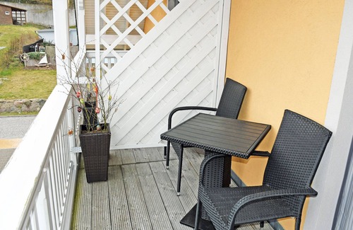 Gohren House | 108 2-raum-suite mit Balkon - Hotel Sonnenklahr mit Pool