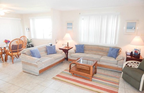 Dauphin Island Condo | 109 m² Condo ∙ 2 bedrooms ∙ 6 guests