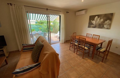 Mas Pinell House | 109 m² House ∙ 3 bedrooms ∙ 6 guests