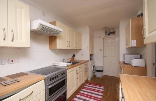 Earnley House | 10A Medmerry Park 2 Bedroom Chalet