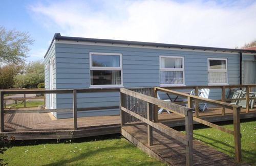 Earnley House | 10A Medmerry Park 2 Bedroom Chalet