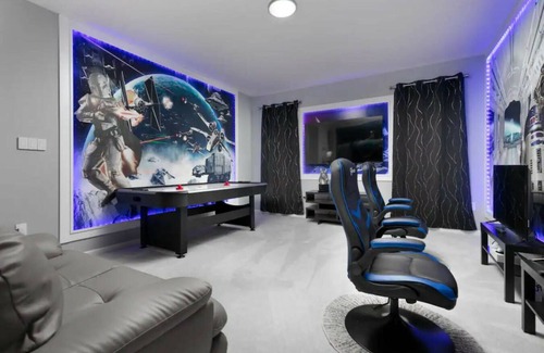 Kissimmee Resort | 10BD Bella Vida Modern House Near Parks (BV 4460)