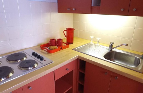 Prapoutel Apartment | 10m from ski slopes, parking, tv, ski locker, 40m², Les 7 Laux