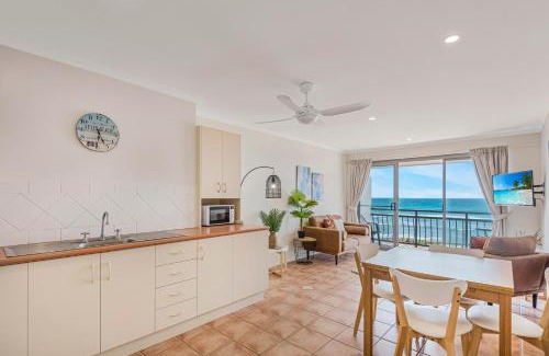 North Creek Apartment | 10T Beachfront Apartments