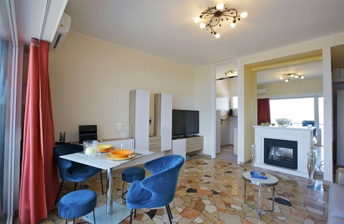 Villaggio Belmonte Apartment | 1½ room apartment with balcony and breathtaking lake view in a residence with pool
