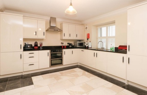Buxton Cottage | 11 Eagle Parade