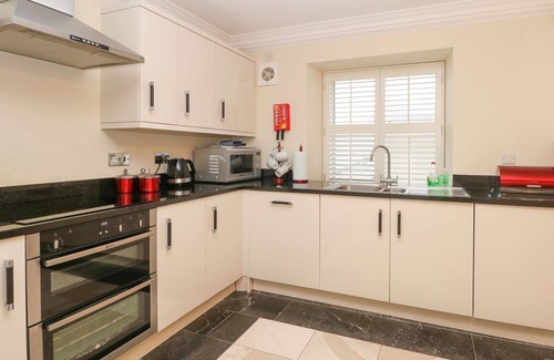 Buxton Cottage | 11 Eagle Parade