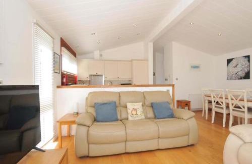 Dobwalls House | 11 Horizon View