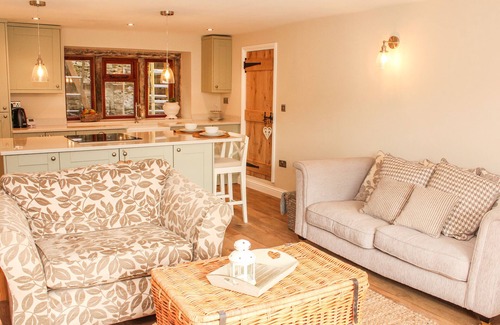 Thornton Cottage | 11 LANE END, pet friendly, with open fire in Thornton, West Yorkshire