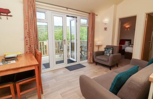 Combe Martin House | 11 Manleigh Park