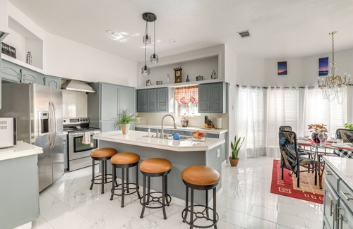 Cookes Meadow House | 11 Mi to Dtwn: Luxe Home w/Pool in Fort Worth