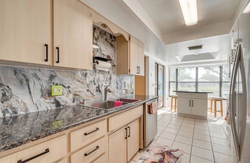 Ocala House | 11 Mi to Dtwn: Ocala Home w/Screened-In Lanai!