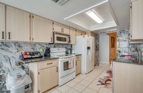 Ocala House | 11 Mi to Dtwn: Ocala Home w/Screened-In Lanai!
