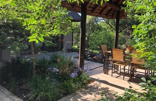 Hoedspruit Apartment | 11 Raptors Lodge