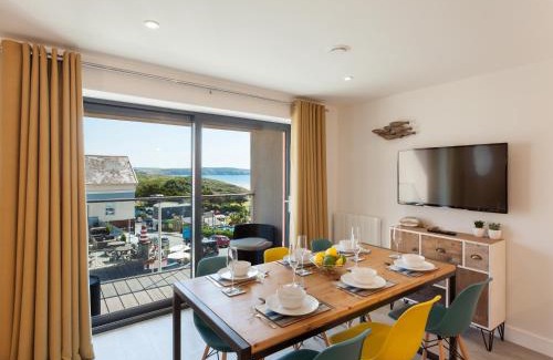 Mortehoe Apartment | 11 Woolacombe West - Luxury Apartment at Byron Woolacombe, only 4 minute walk to Woolacombe Beach!