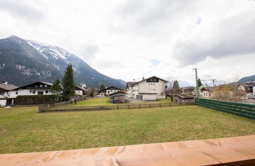 Farchant Apartment | 110 m² Apartment ∙ 3 bedrooms ∙ 6 guests