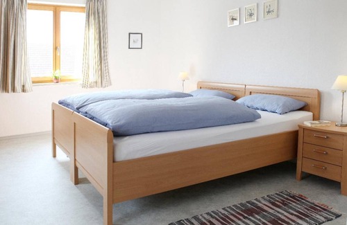 Neuschoenau Apartment | 110 m² Apartment ∙ 2 bedrooms ∙ 5 guests