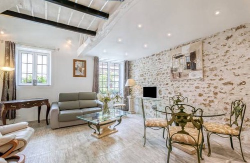 Gouaix House | 110 m² House ∙ 1 bedroom ∙ 3 guests
