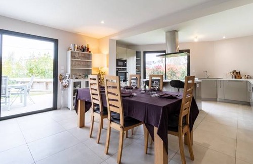 Dax House | 110 m² House ∙ 3 bedrooms ∙ 4 guests