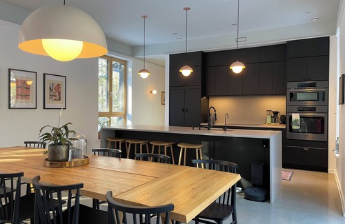 Les Collines-de-l'Outaouais Regional County Municipality House | 110 Wood Smoke - Modern Wilderness Lakehouse only 6 minutes to Edelweiss Ski