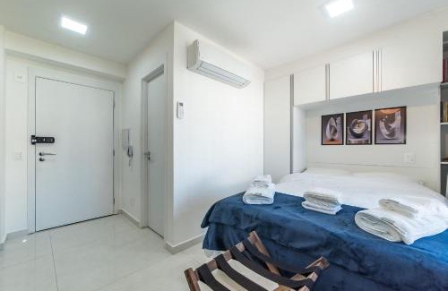 Campo Belo Apartment | "1103 - Studio Moderno e Completo no Campo Belo!"