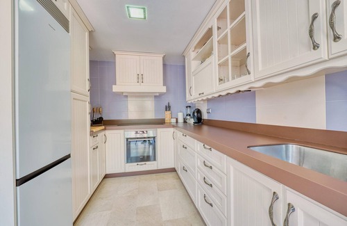 Marbella Ski Chalet | 1107 Elegant Beach House with Pool and Sports Facilities