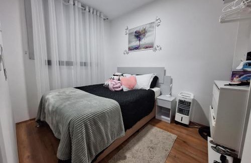 Panamby Apartment | 1107 Ponte Laguna, Pq Burle Marx, Apto 1 dorm e Varanda