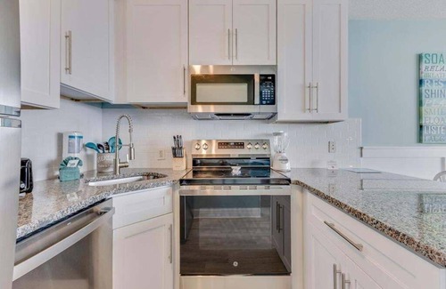Wilmington Beach Condo | 1108 Ocean Serenity 1 Bedroom Condo