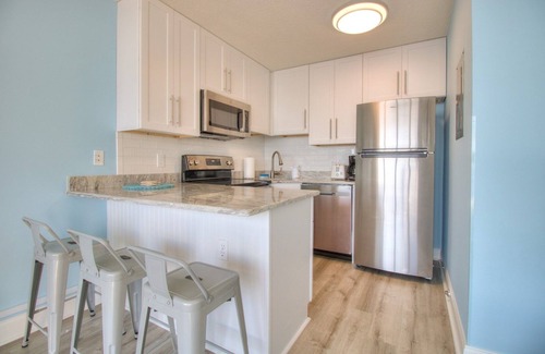 Wilmington Beach Condo | 1109 Blue Heaven by Atlantic Towers