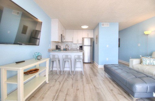 Wilmington Beach Condo | 1109 Blue Heaven by Atlantic Towers
