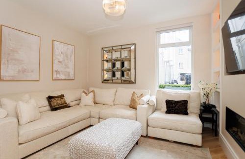Portrush House | 111 By Mayfair - Luxurious 12 Bedroom House, Portrush