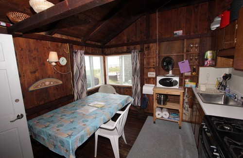 East Sandwich Cottage | 111 North Shore Blvd - Classic Waterfront East Sandwich cottage