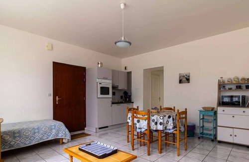 Sables-d'Or-les-Pins Apartment | 111 - T2 apartment 150m from Plage des Sables-D'or