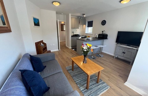 Clifden Ski Chalet | 112 Clifden Glen charming and cosy home