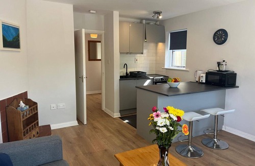 Clifden Ski Chalet | 112 Clifden Glen charming and cosy home