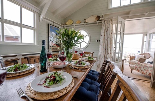 Felixstowe House | 112 m² House ∙ 4 bedrooms ∙ 6 guests
