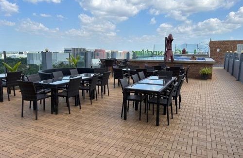 Malabanias Apartment | 1126 LaGrande2 11floor rooftop swiming angeles Walking street