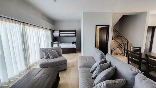 El Tezal Villa | 115 Big House For Family & Friends w Pool