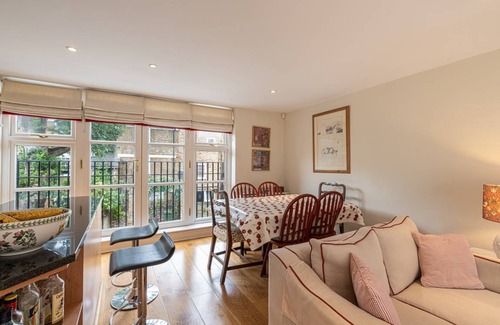 East Putney Apartment | 116 m² Apartment ∙ 2 bedrooms ∙ 4 guests